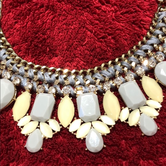 Jewelry - NECKLACE VINTAGE LIKE IN GREY AND STONE